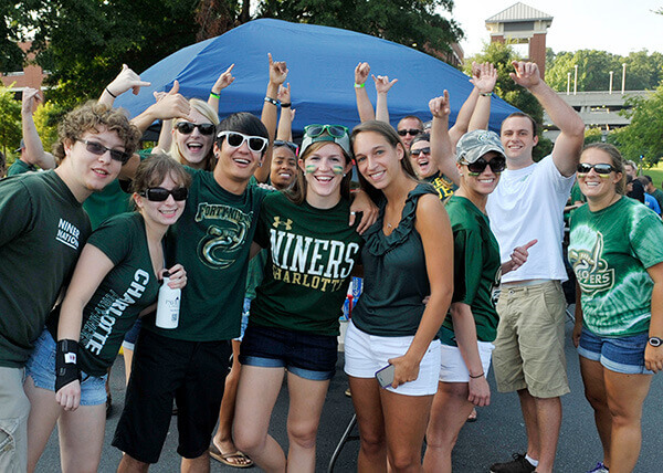 students tailgating